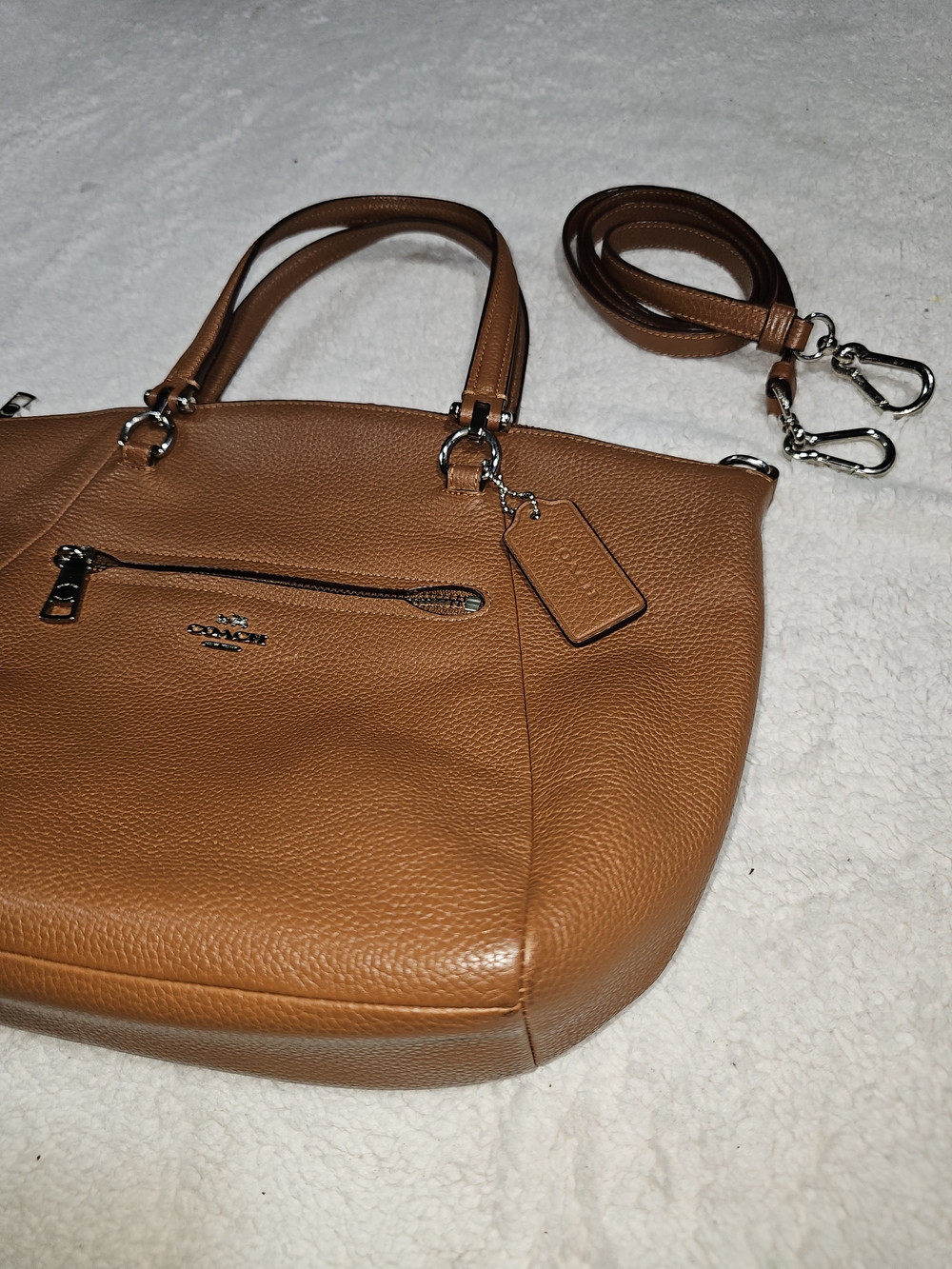 COACH CROSSBODY SHOULDER HANDBAG PEBBLED LEATHER. - Picture 3 of 12